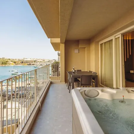 Azure - Sea Front - Sliema Ferries - Private Jacuzzi Apartman *