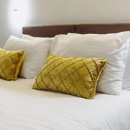 Azure - Sea Front - Sliema Ferries - Private Jacuzzi Apartman Sliema