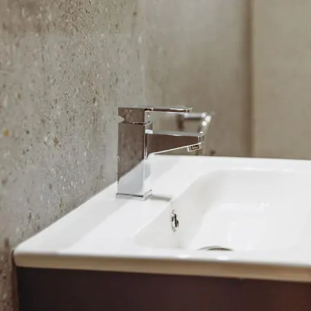 Apartman Azure - Sea Front - Sliema Ferries - Private Jacuzzi Sliema