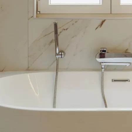 Apartman Azure - Sea Front - Sliema Ferries - Private Jacuzzi *