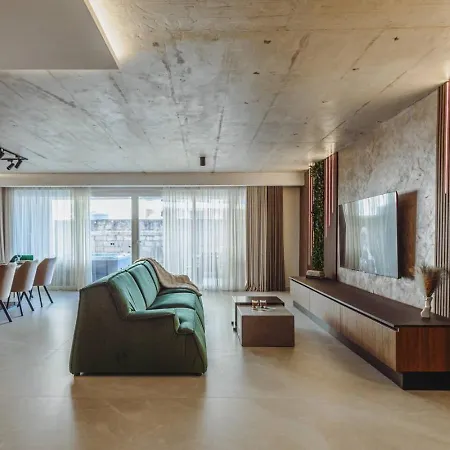 Azure - Sea Front - Sliema Ferries - Private Jacuzzi Apartman