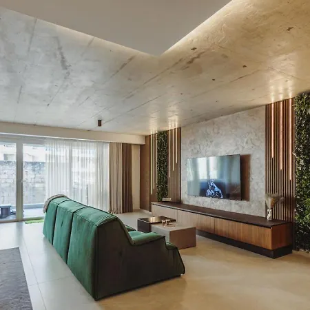 Azure - Sea Front - Sliema Ferries - Private Jacuzzi Apartman